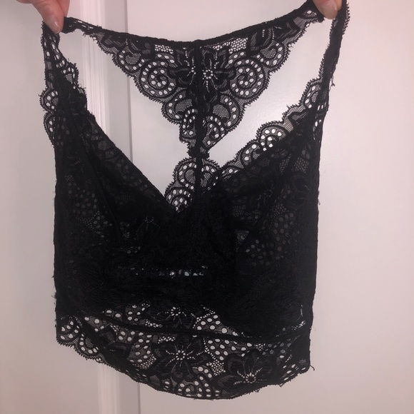 Custom Two-Piece Bralette & Floral Short Set - Picture 3 of 10